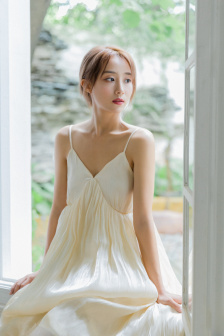 ELLE